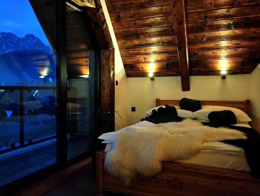 Holiday home Tatra Homes Z Jacuzzi